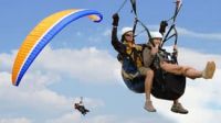 Tandem paragliding