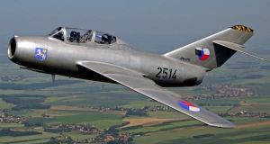 Let stíhačkou MIG-15 Hradec Králové