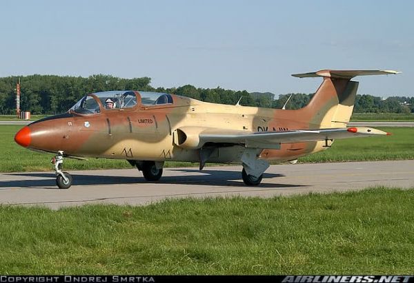 Let stíhačkou AERO L-29 Delfín